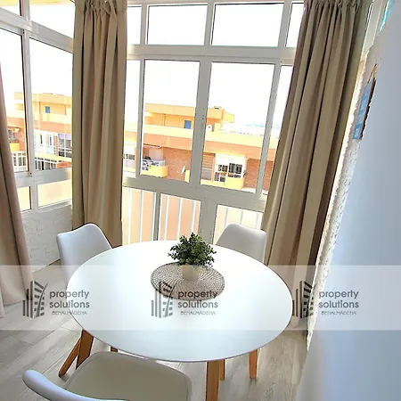 703 Aguila - Vista Al Mar - Cerca De Tren, Restaurantes Y Tiendas Apartment